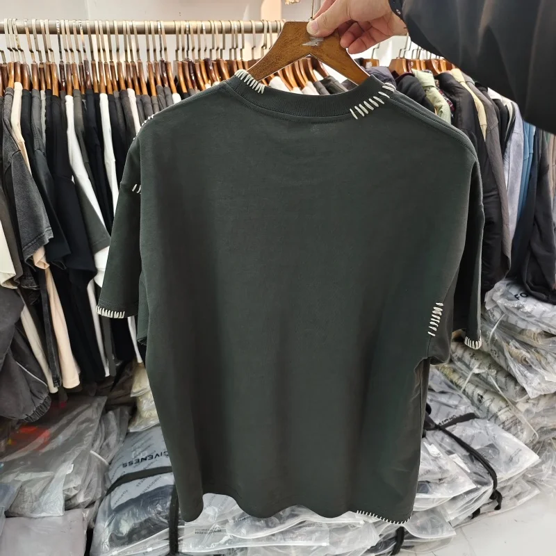 Men's Oversized Dark Gray T-Shirt - Minimalist Casual Tee with Contrast Stitch Decor