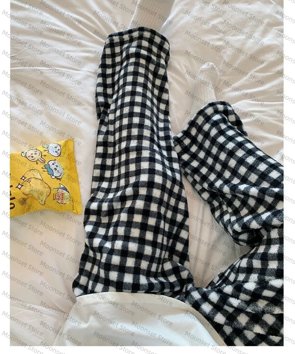 سراويل بيجامة من الفلانيل للنساء لخريف وشتاء 2026 سراويل منزلية غير رسمية للمشي مربعات يمكن ارتداؤها خارج المنزل