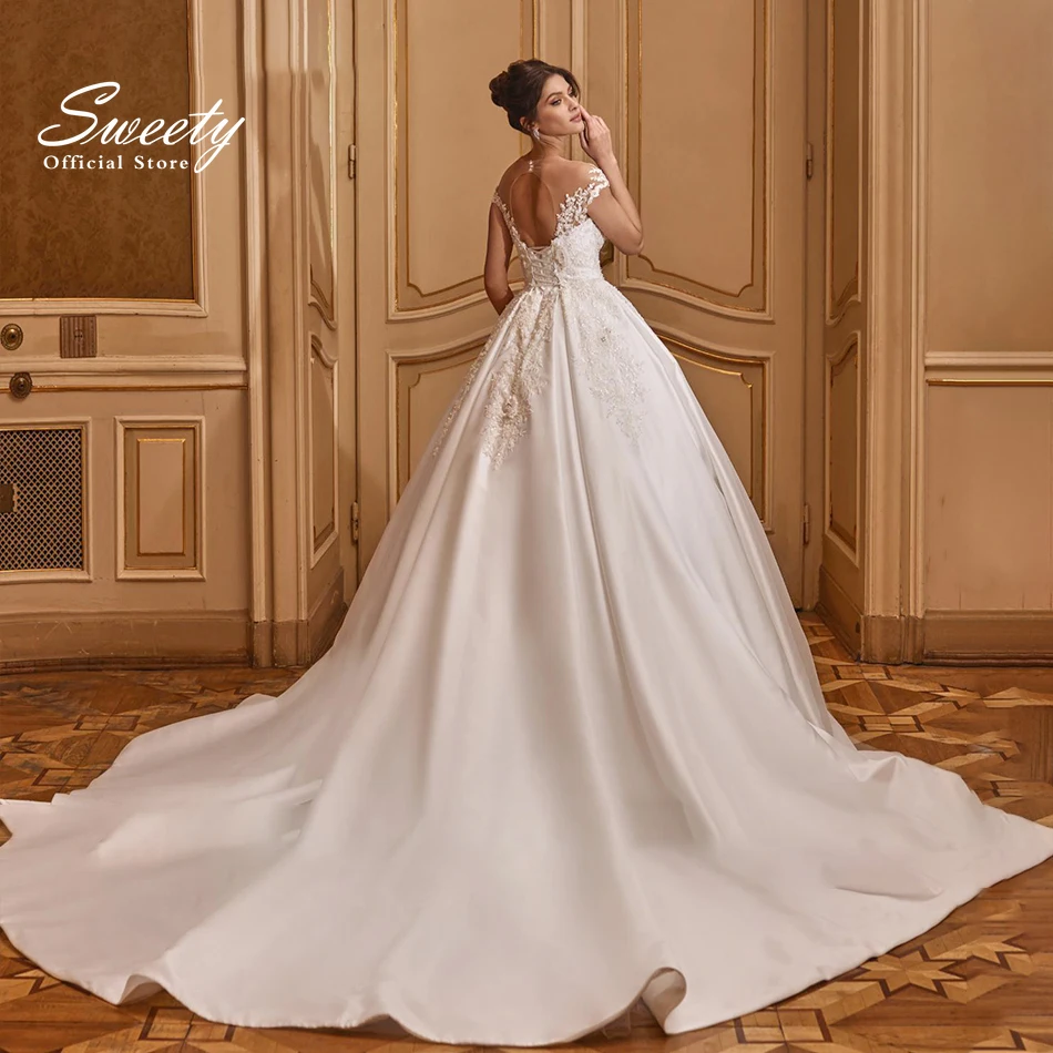 Graceful Wedding Dress Satin With Embroidered Lace Ball Gown Princess Customized Bride Dress Vestido De Novia Robe MariéE Satin
