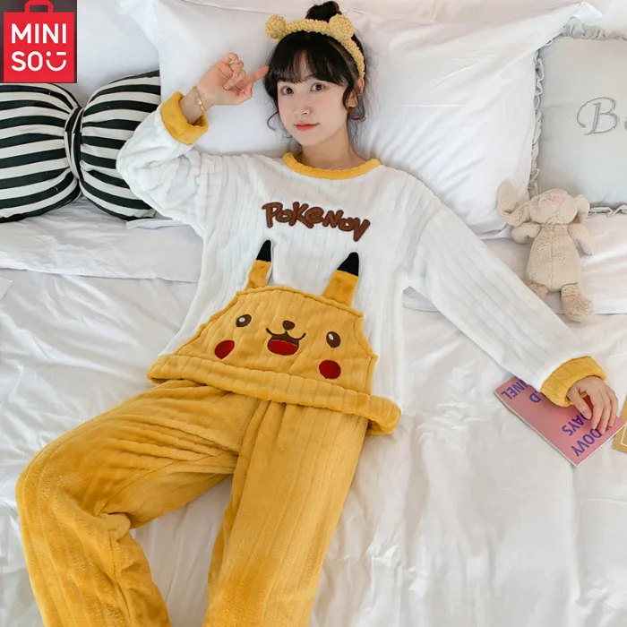 بيجامة MINISO النسائية، الخريف والشتاء، نمط جديد سميك لطيف، مجموعة ملابس منزلية كرتونية للفتيات في الشتاء