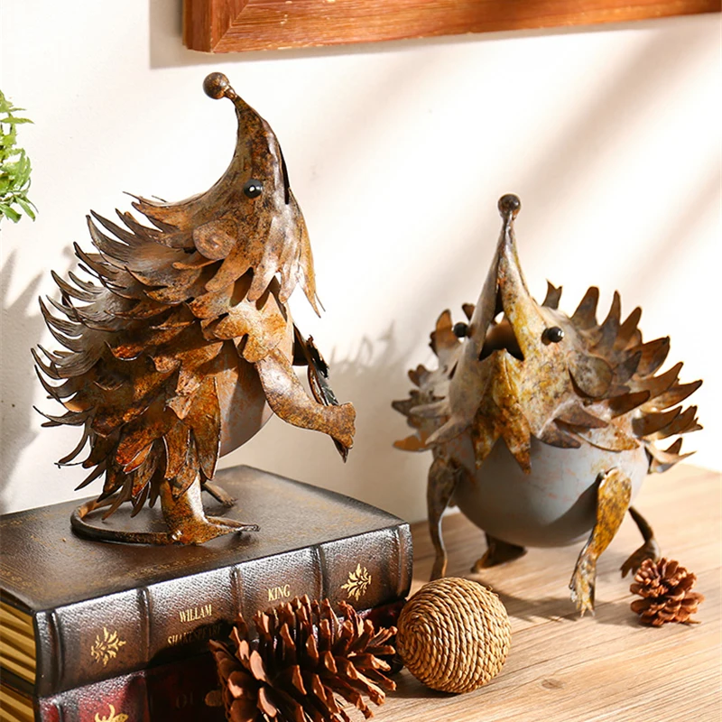 

Creative Animal Ornaments Iron Handmade Fun Hedgehog Livingroom Cabinet Crafts American Country Pastoral Courtyard Decoration