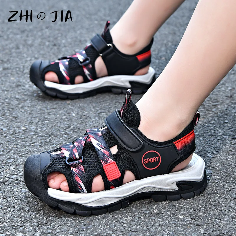 

Boys Girls Hollow out Non slip Sneakers Water Quick Drying Slippers Summer New Children's Fashion Casual Sandals 30-40