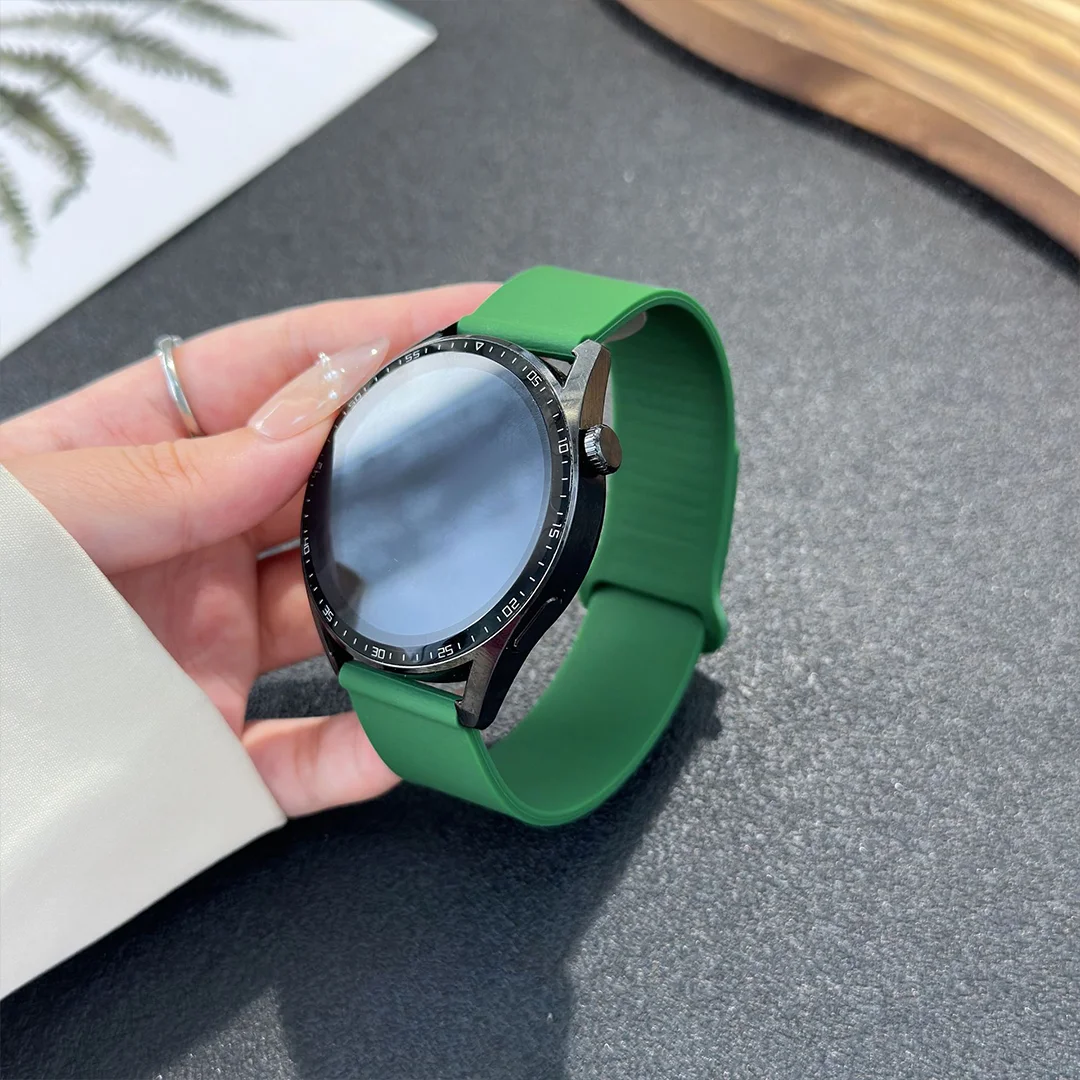 磁気ループストラップサムスンギャラクシーウォッチ 7/6/5/4 クラシックシリコーンライチパターン 20-22 ミリメートルブレスレット HUAWEI GT3-4-5 スポーツバンド