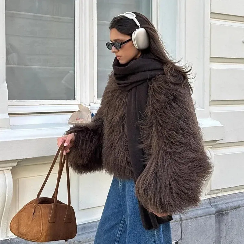 THRUM Chic Street Girls Round Neck Faux Mongolia Sheep Fur Coat Women Winter Fluffy Warm Fur Jacket Cropped Outerwear