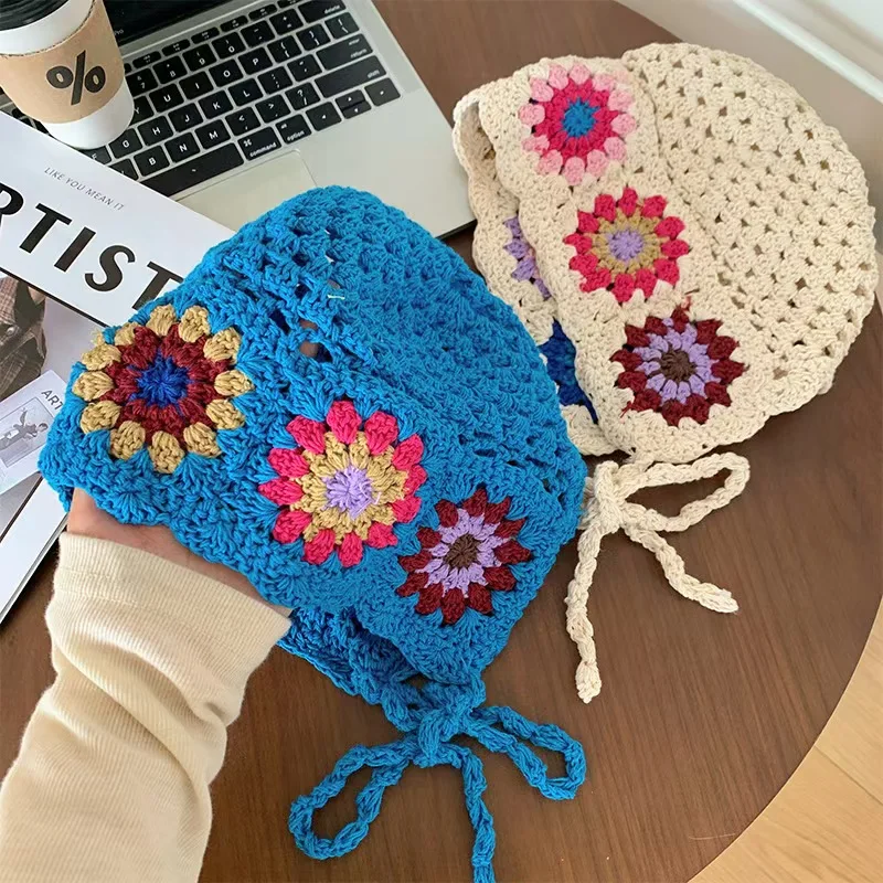 Hot selling in summer Breathable Hollowed Out Knitted Hat Casual Summer Skullies Hat Fashion Flowers Beret Cap for Women
