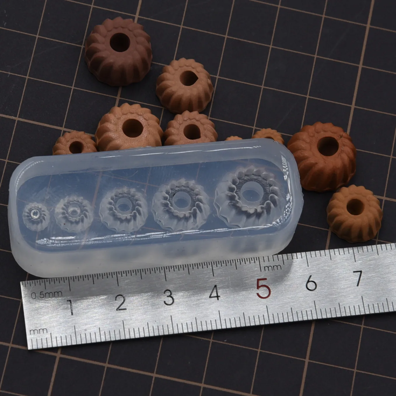 

1/12 Mini Hoff Chocolate Silicone Mold Pottery Clay Dessert DIY molds