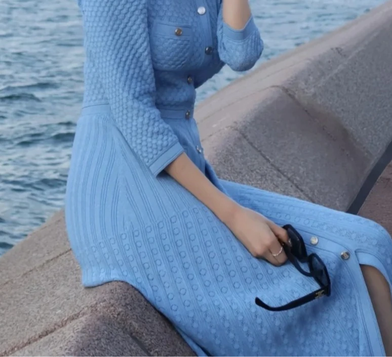 

Spring Summer New Fashion Elegant Hollow Out Knit Dress Women O-Neck Single Breasted Long Robe Ladies Temperament