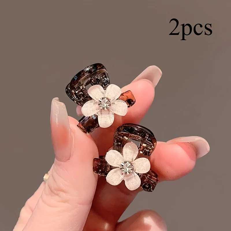 

2 packs, sweet mood contrasting flower small grab clip, fashionable small bangs broken hair side clip, women's high-end hairpin hair accessories, suitable for daily, vacation, dating, gift giving