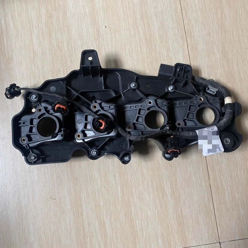 Suitable for Ford Escape 1.6T ignition coil high voltage package bracket fixed valve chamber cover bracket dismantling car