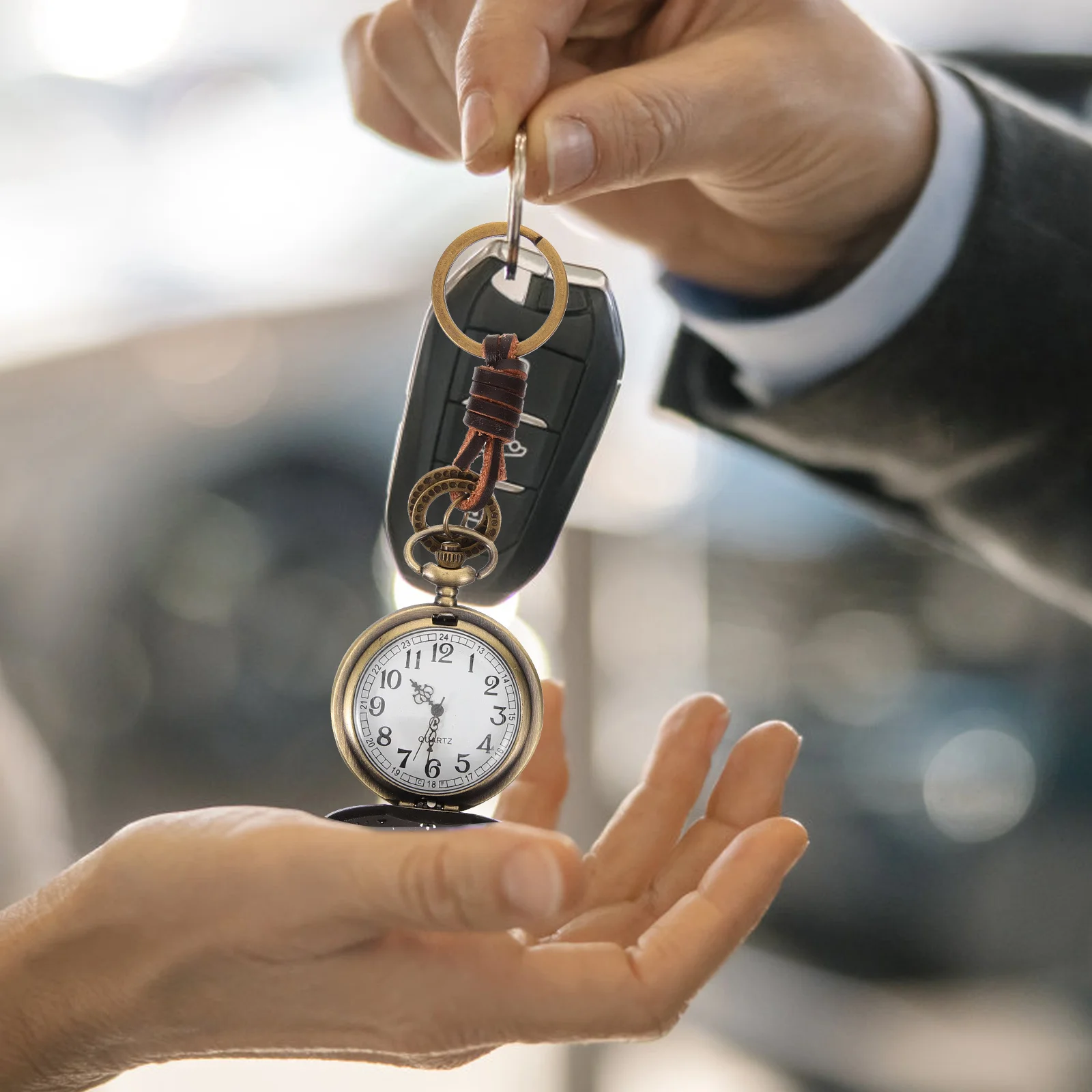 Pocket Watch Vintage Digital Retro Decorative Sturdy Lightweight Men Women Watch Keychain Gift Pocket Watches