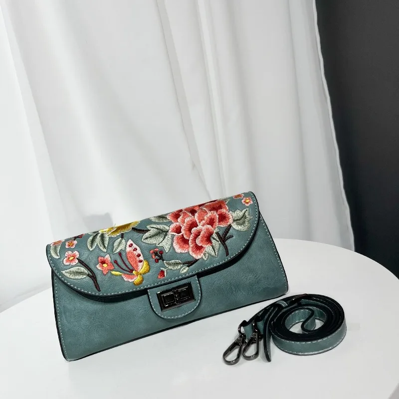 

Retro Embroidered Crossbody Bag Ethnic Literary Artistic Style National Pattern Butterfly Love Flower Design Handbag