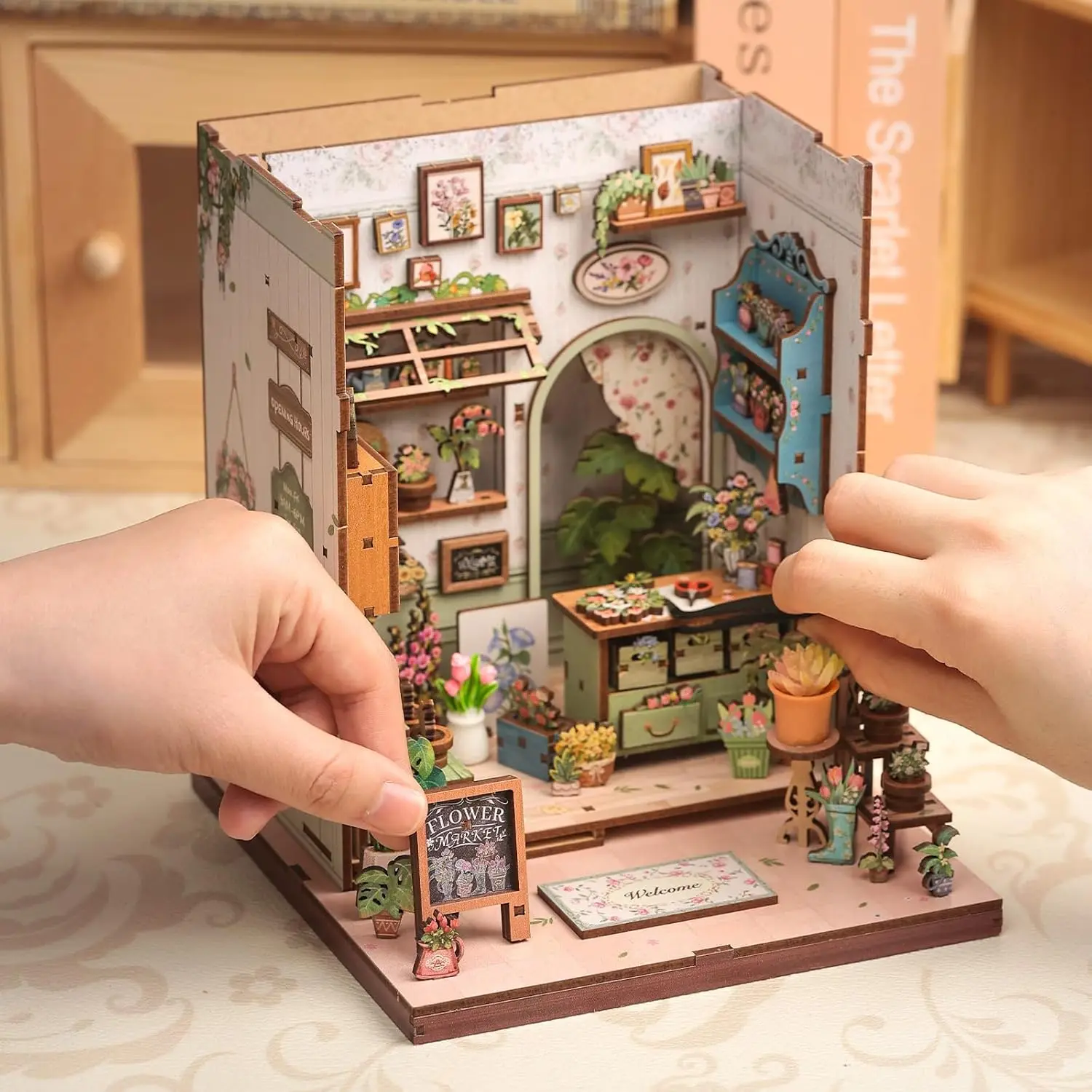 Kit de maison miniature DIY pour adultes et adolescents, puzzle 3D en bois pour coin lecture (Fleuriste des Champs-Élysées)