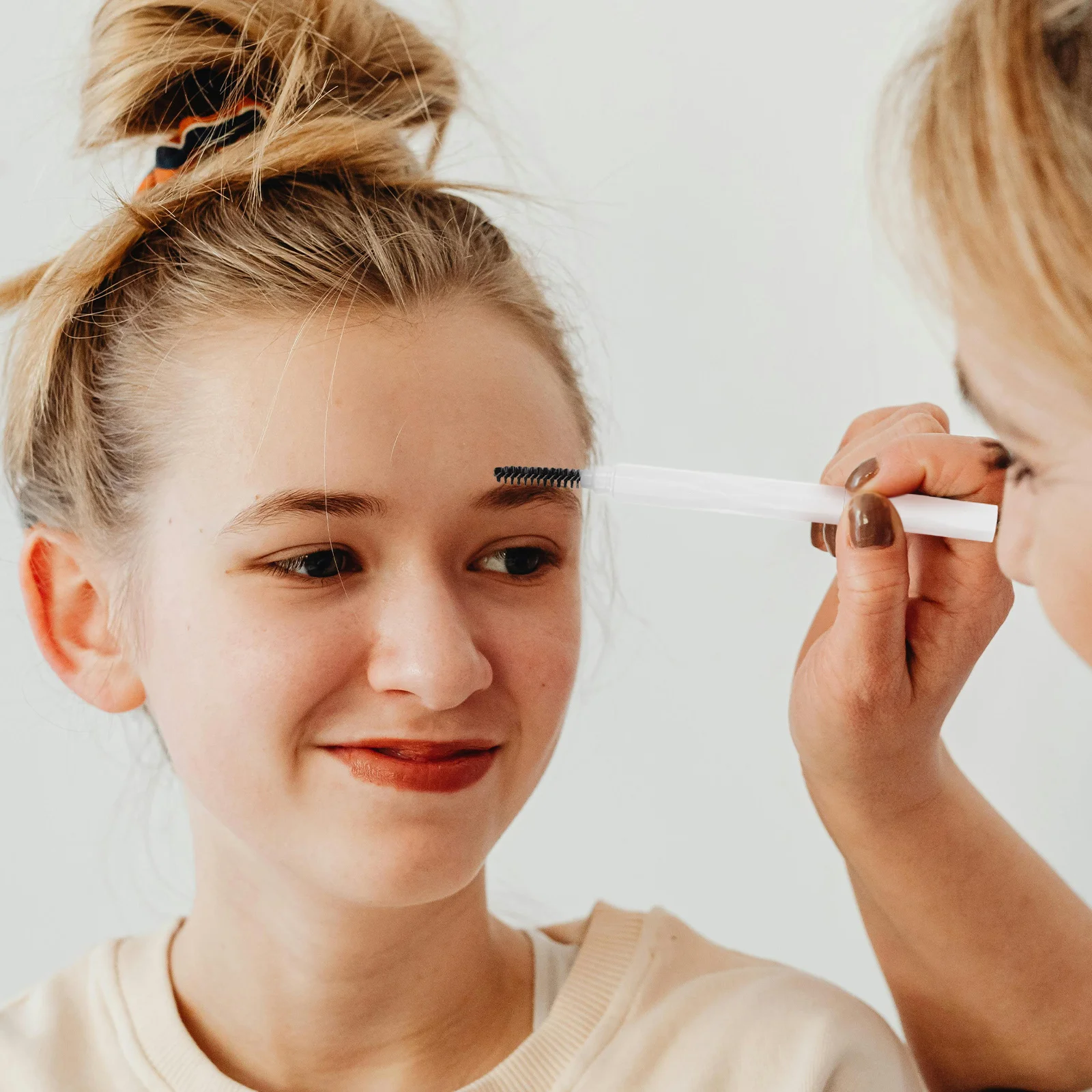 Peine de pestañas de doble punta y cepillo para cejas, cerdas suaves, herramienta de aseo para viajes para mujeres, aplicador de máscara separador de pestañas
