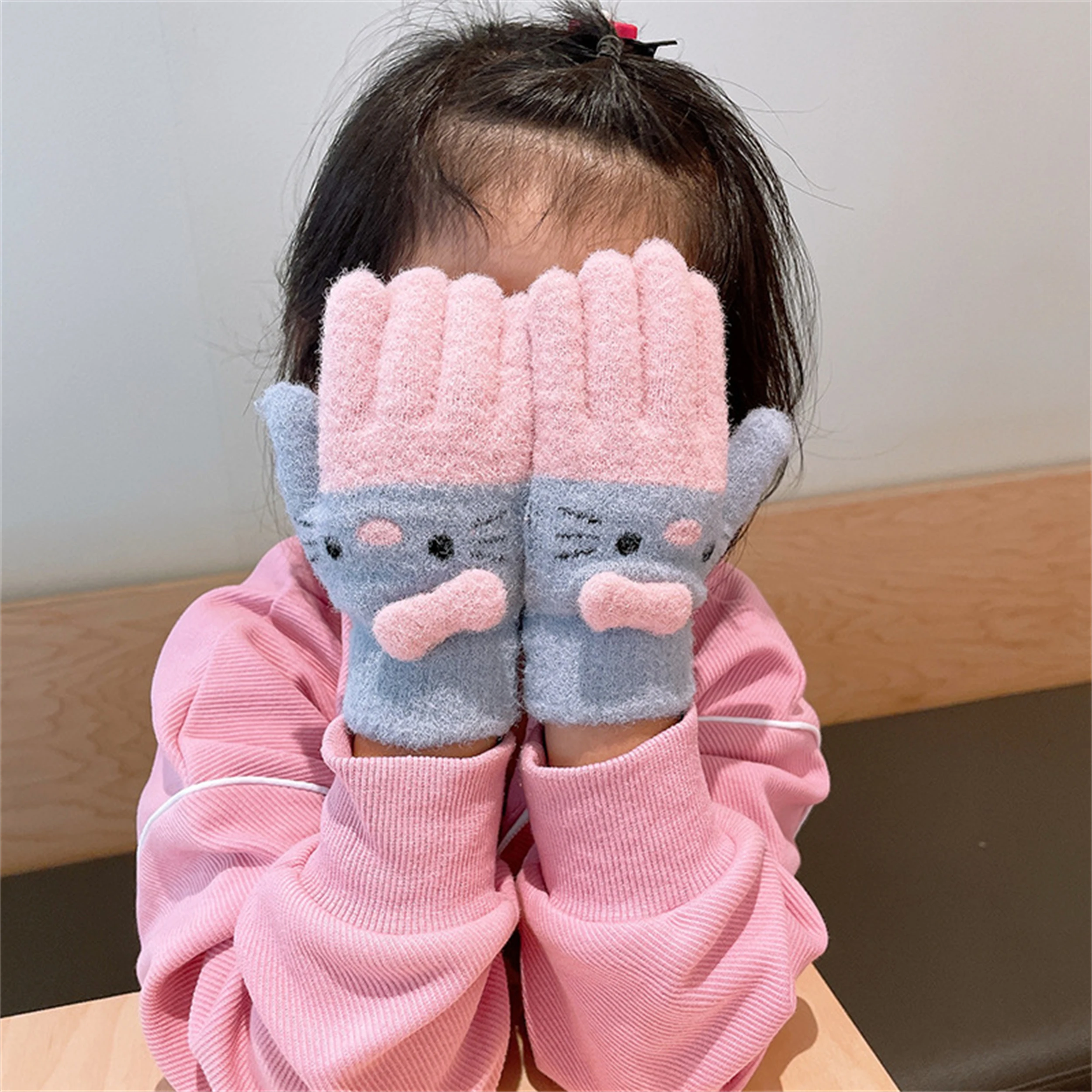 Children's Knitted Crystal Velvet Warm Gloves Cute Cat Love Five Fingered Little Girl Writing Cold Gloves