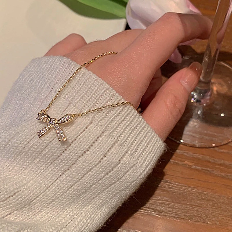 Koreanische Kristall Bowknot Anhänger Halsketten Für Frauen Nette Glänzende Bogen Schlüsselbein Choker Halskette Splitter Ketten Mode Schmuck Geschenke – Detail 15