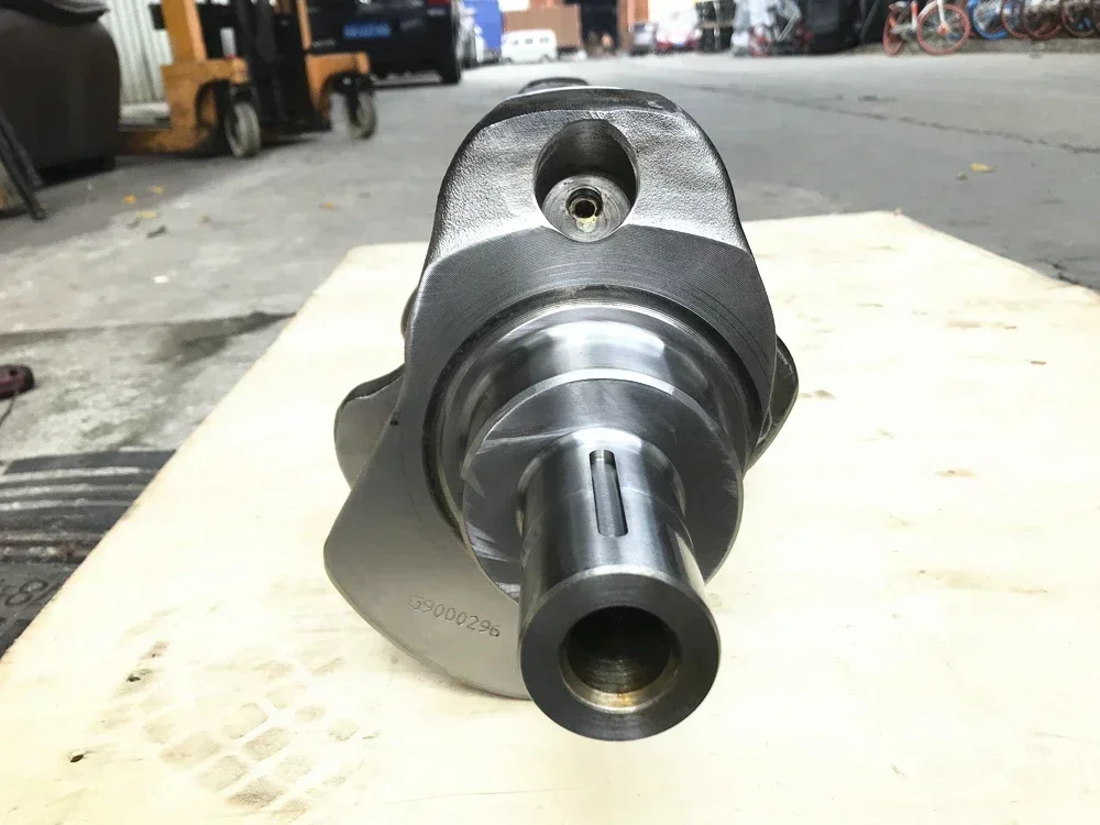 

Factory Direct SalesHot SalesExcavator Diesel Engine Parts Engine Crankshaft Forged Steel P11C Crankshaft 13400-2073 13411-1592