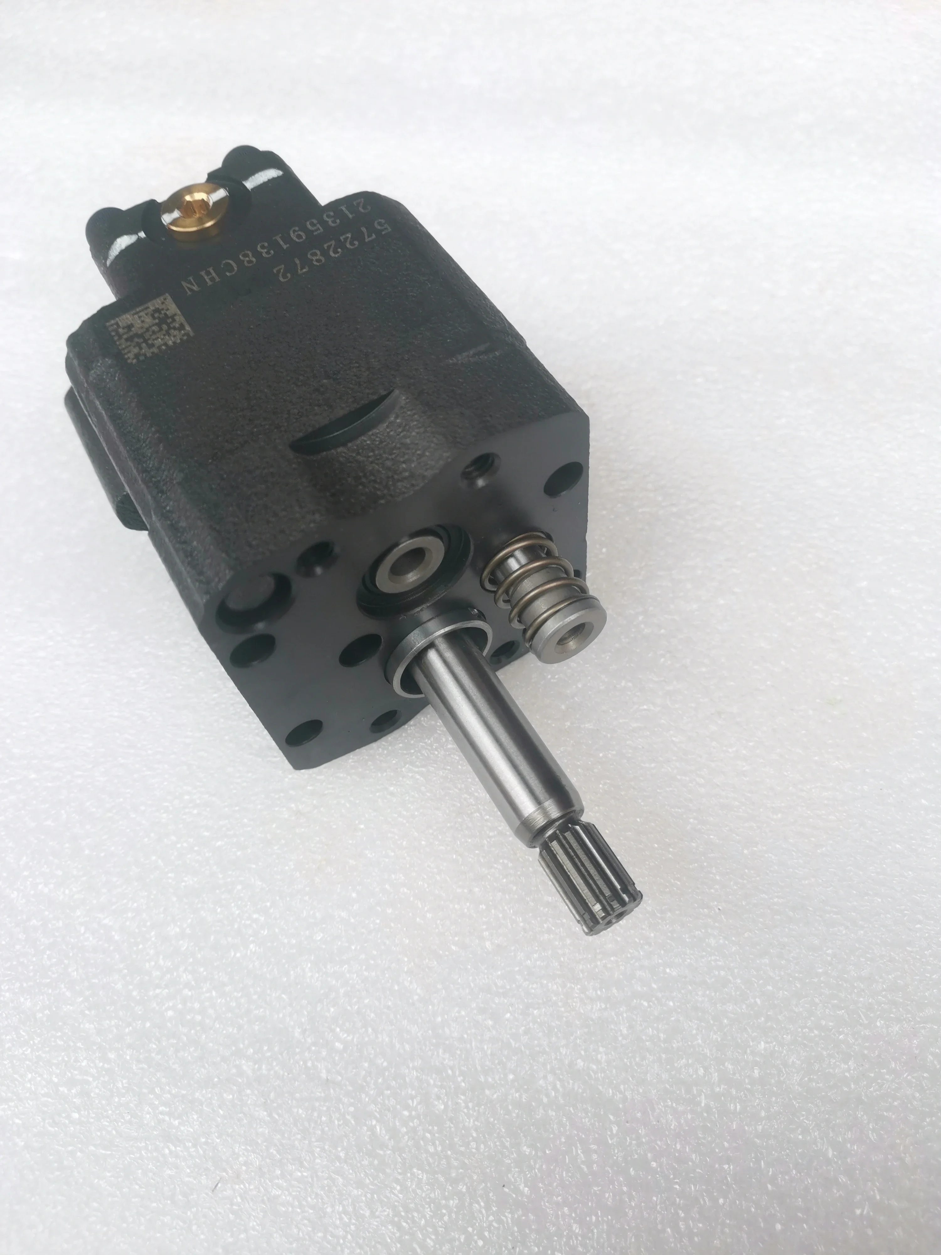 أجزاء محرك الشاحنة رأس مضخة التروس الدوار 4954876 4954877 لمضخة التروس M11