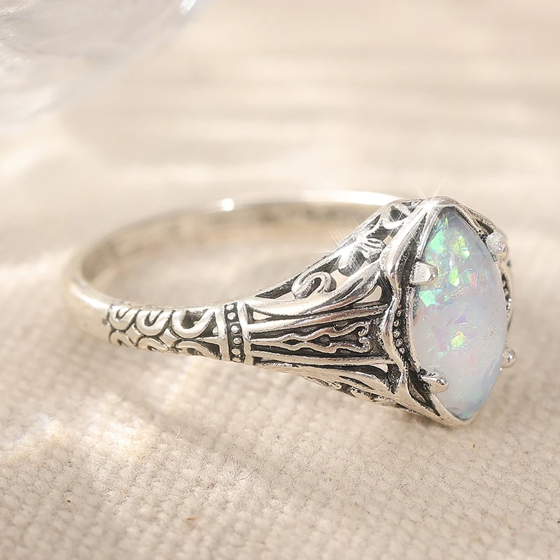 Vintage-Ring für Damen mit eingelegtem Kunstopal, schillernde silberne Farbe, handgeschnitzt, für den täglichen Gebrauch, Partyschmuck, Jubiläumsgeschenk – Detail 2