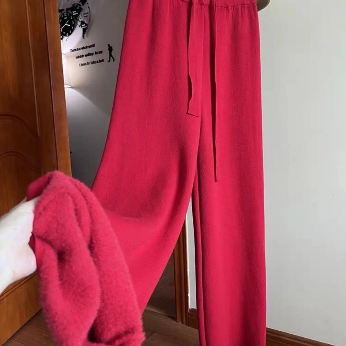 One Piece Velvet Knitted Wide Leg Pants for Women in Autumn and Winter, High Waisted Floor Length Pants, Thick and Casual