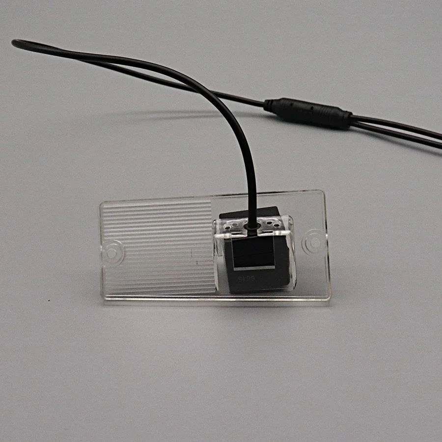 Picture 4: HD Wireless Car CCD Rear Camera Fisheye 4 8 12 led dynamic Night Vision For Kia Sportage 2000-2004 2007 2008 2009 2010 2011 2012