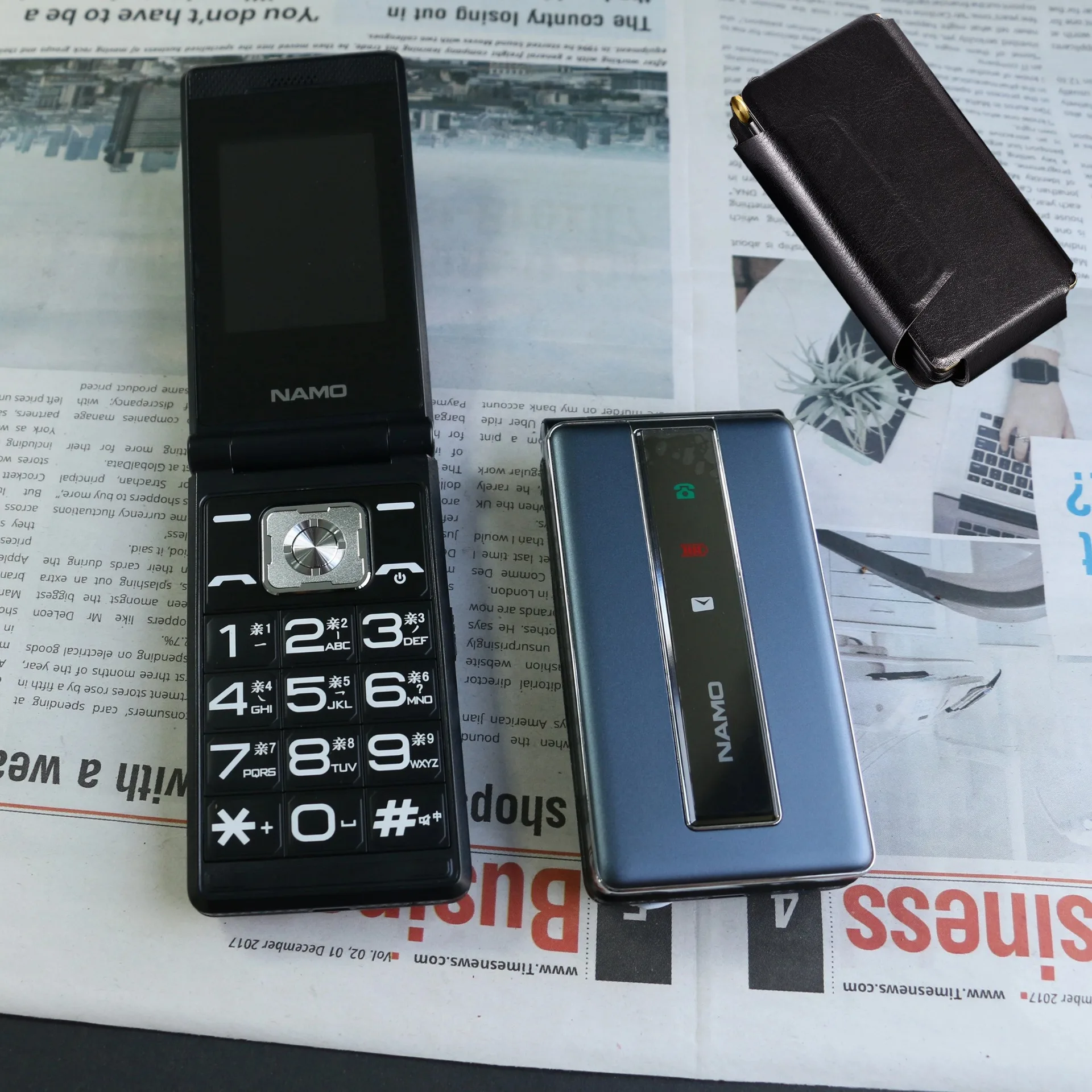 Unlocked 2G GSM Flip Cellphones Speed Dial Two Sim Blacklist Loud Voice FM Radio 2G GSM Button Foldable Mobile Phone For Elderly