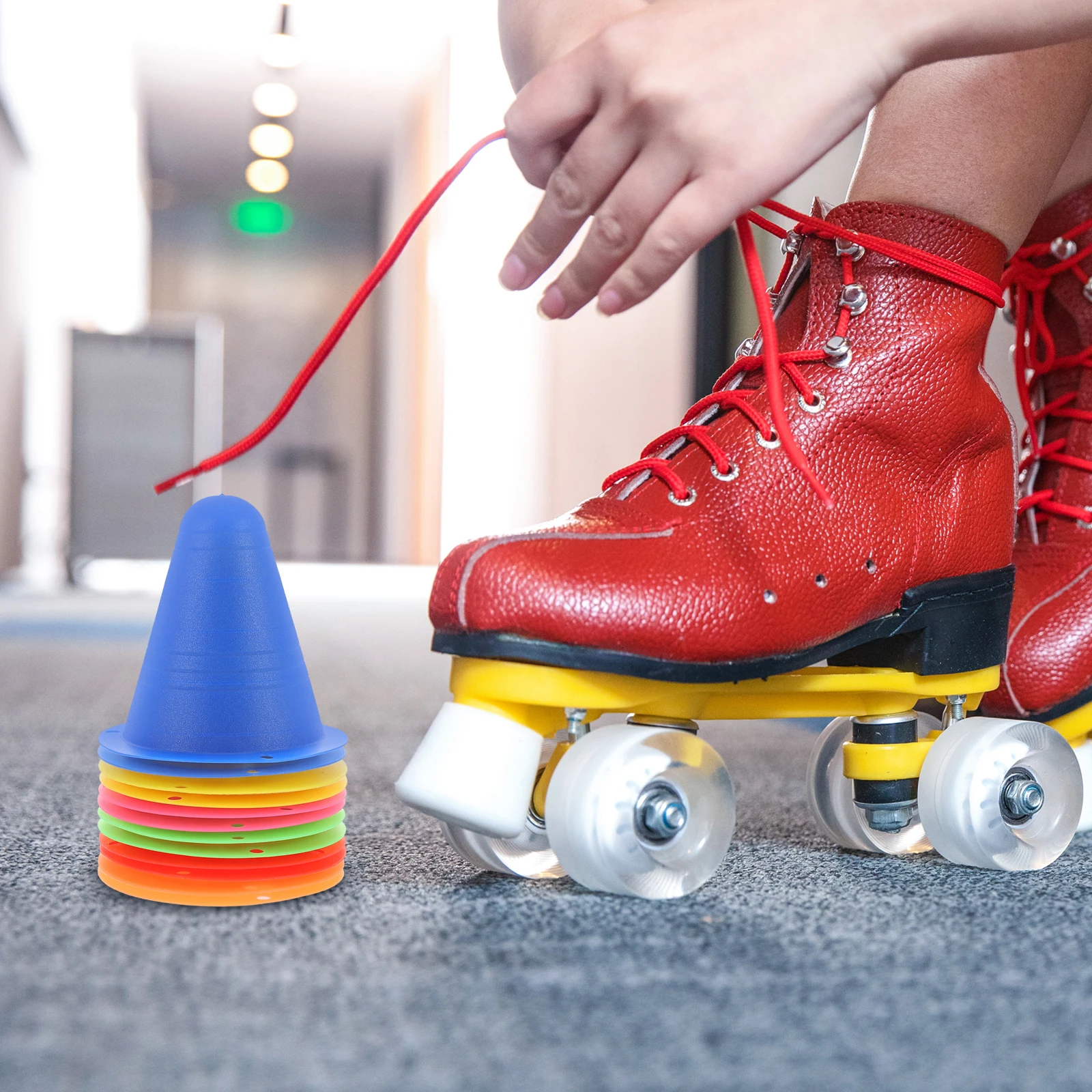 

12pcs Plastic Agility For Mini Traffic Safety Stackable Sport Cones For Soccer Basketball Roller Skating Obstacle Course