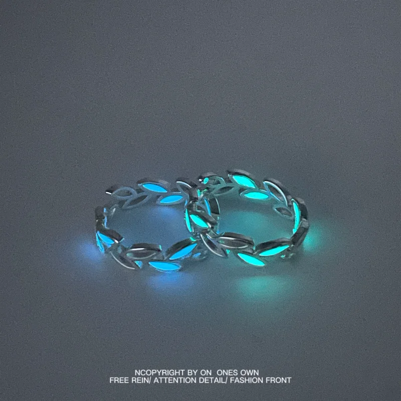 

If you are bored, wear a leaf that can shine! Creative luminous branches, branches, leaves, opal copper, rings