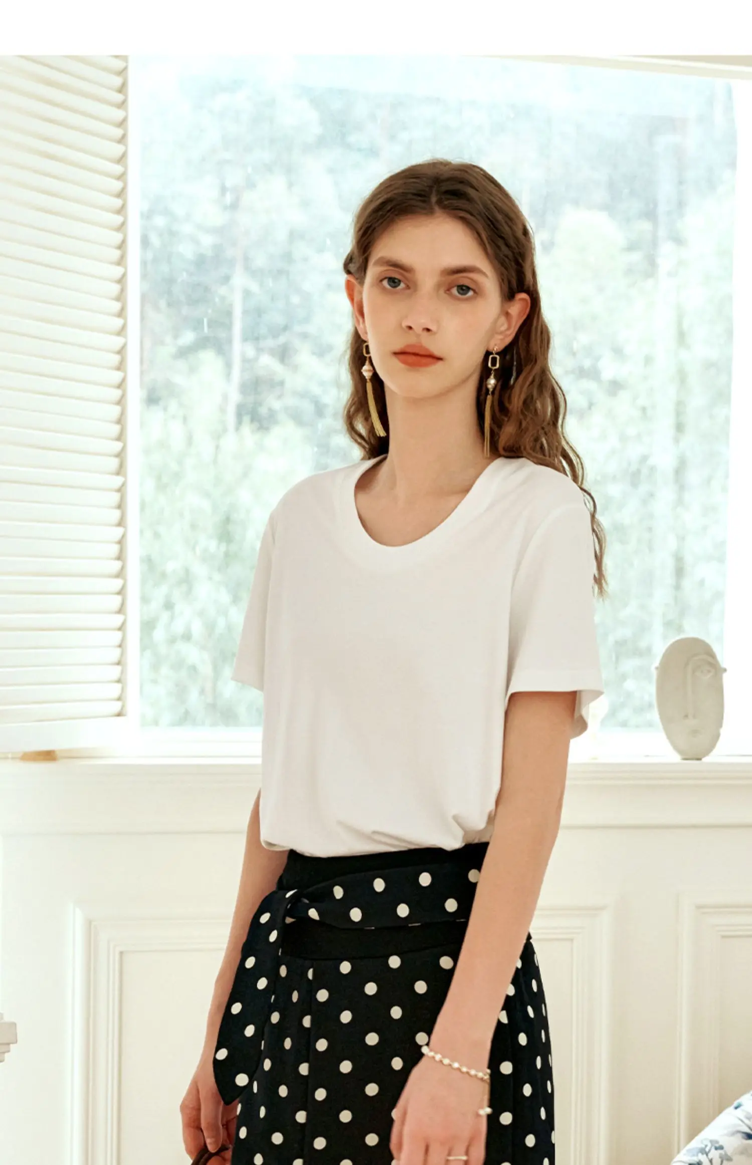 OLrain Vrouwen Katoen Wit T-shirt 2025, Zomer Gebreide Basic U-hals Tees Effen Korte Mouw Alledaags Casual Tops Lady O24XT90958