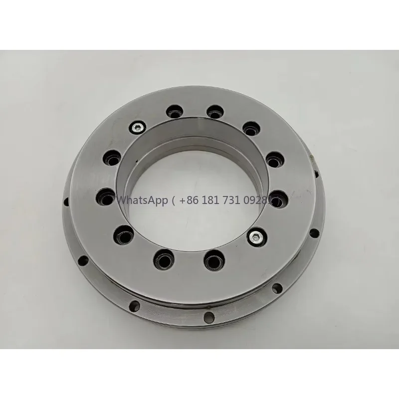 YRT100 YRTC100 EFRT100 YRT Seri P4 Cincin Slewing Rol Silang Bantalan Meja Putar YRT100