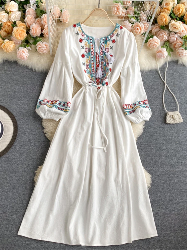 Spring Autumn Linen Lndie Folk Dress Woman Embroidery Long Sleeve Dress Elegant Boho White Clothes Dresses for Women GD629