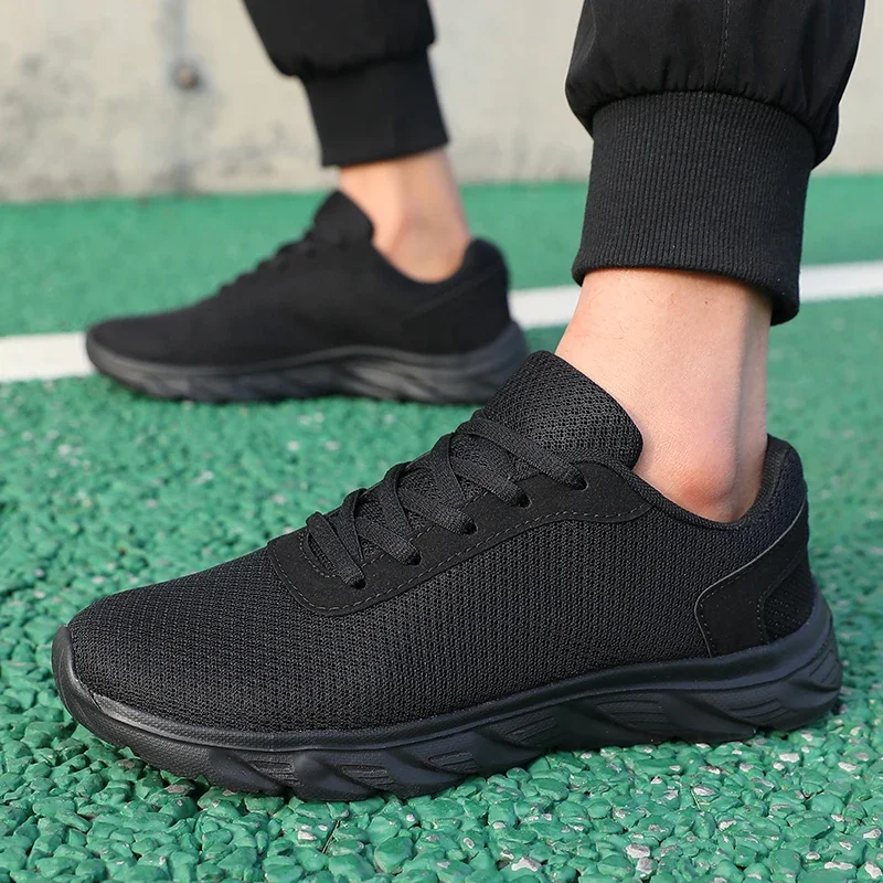 

Work Shoes Men's New Casual Sports Shoes, Lightweight and Fashionable Running Shoes, Anti Slip and Shock-absorbing Walking Shoes
