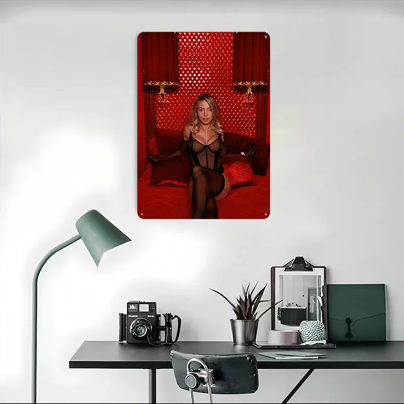 سيدني سويني باللون الأحمر الملابس الداخلية صفيح الملصقات تخصيص جدار الفن الرجعية خمر علامات معدنية لغرفة المنزل لوحة مخصصة ديكور