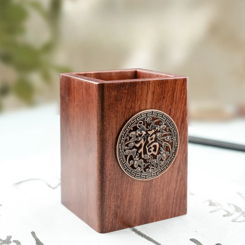 Chinese-style wooden pen holder storage box, an exquisite minimalist desktop ornament for office, large-capacity pen container
