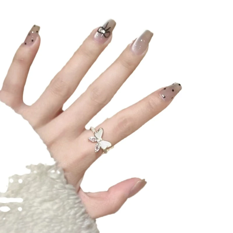 

Purely handmade phototherapy wearing nail Hepburn wind reuse nail patch removable