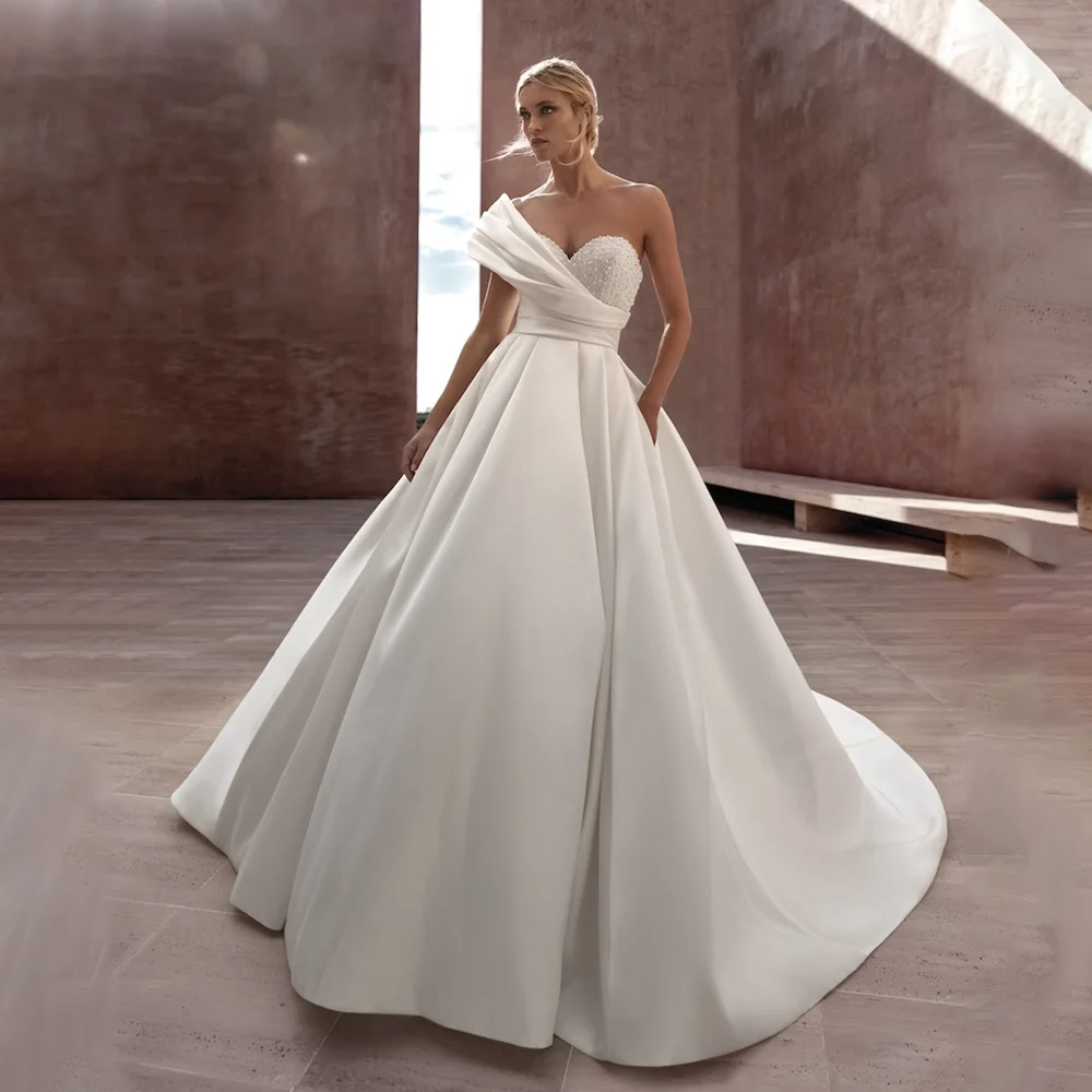 

Elegant Satin Wedding Dresses White Pleat Draped A-Line Gowns Luxury Pearls Sweep Train Bridal Dresses Vestidos De Novia