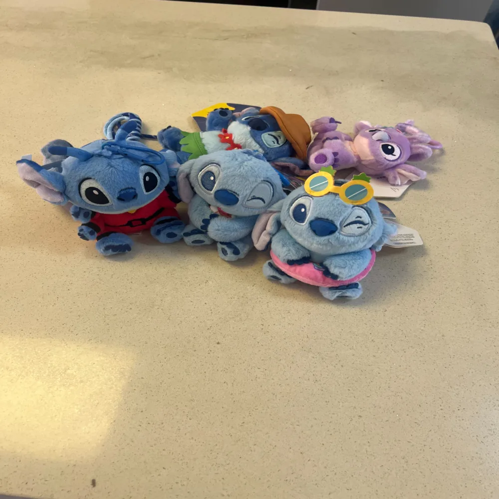 Lustiger Wink-Stitch-Plüsch-Schlüsselanhänger, Eiscreme-Stoffpuppe, kreativer Taschenanhänger, Geschenk für Teenager und Freunde