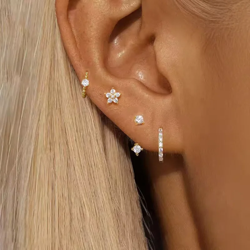 4PCS Mode Zirkon Runde Hoop Ohrring Set Frauen Temperament Blume Ohr Stud Huggie Ohrring Tragus Piercing Knorpel Schmuck