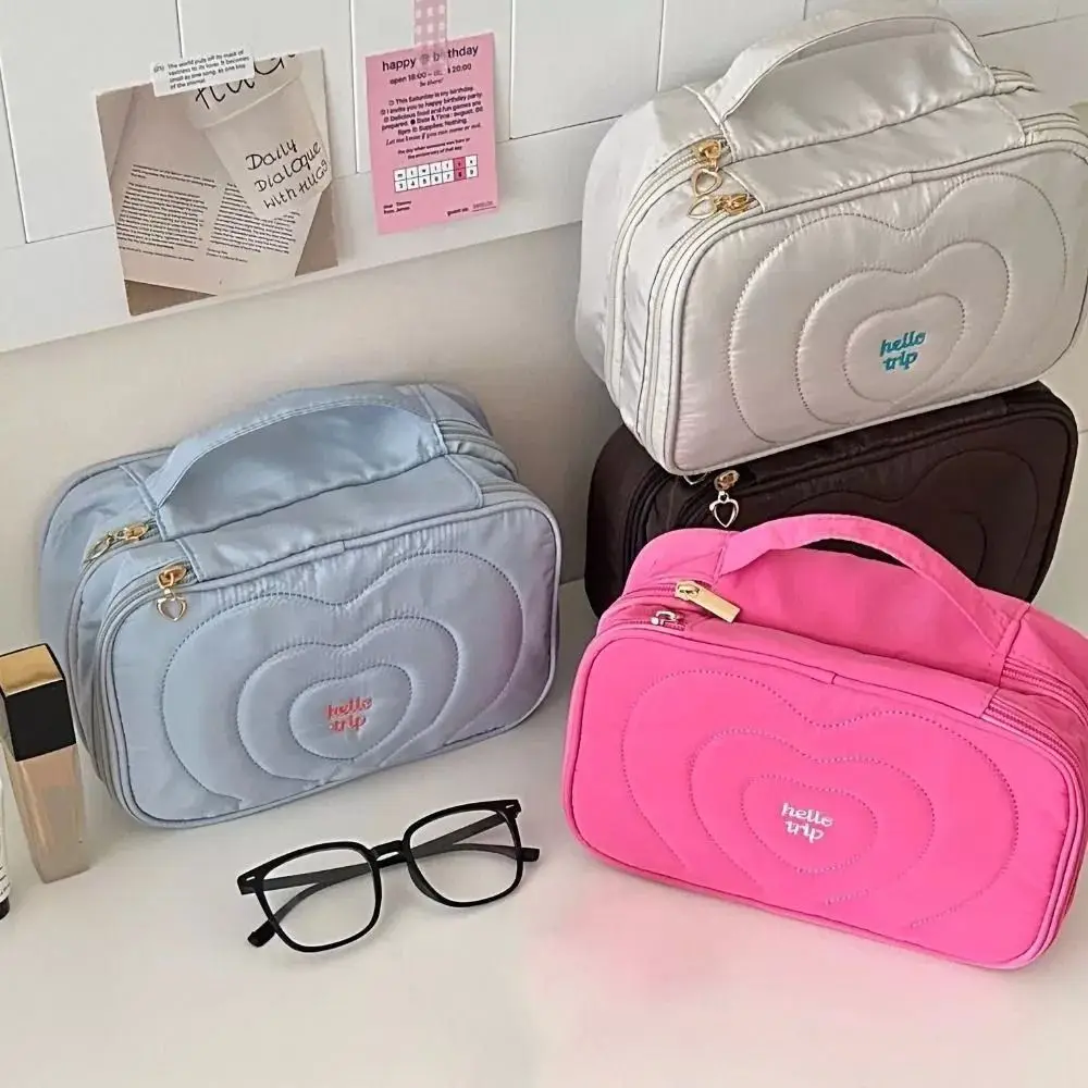 

Fashion Quilted Travel Toiletry Bag Large Capacity Storage Bag Fluffy Makeup Bag Double Layer Handbag Cosmetic Organizer