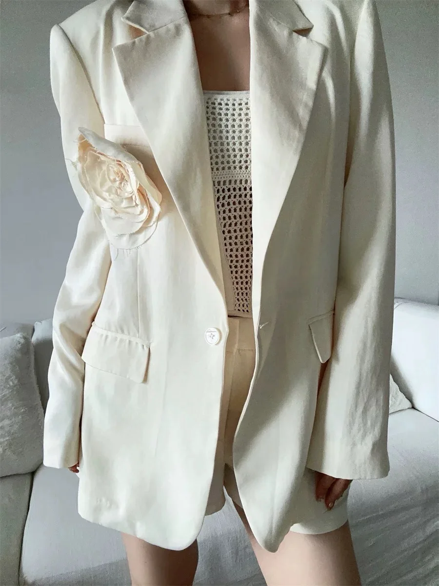 エレ・ローズ装飾3Dスーツジャケット＆パンツセット（CRカラー）ファッショナブルな女性用アンサンブル、ポリエステル生地、2025年春