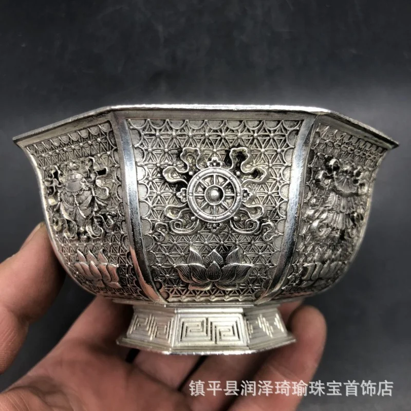 Antique Collection Old Rural Objects Made in Years of Qian Long Emperor of Qing Dynasty Eight Treasure Bowl Household Bowl Craft