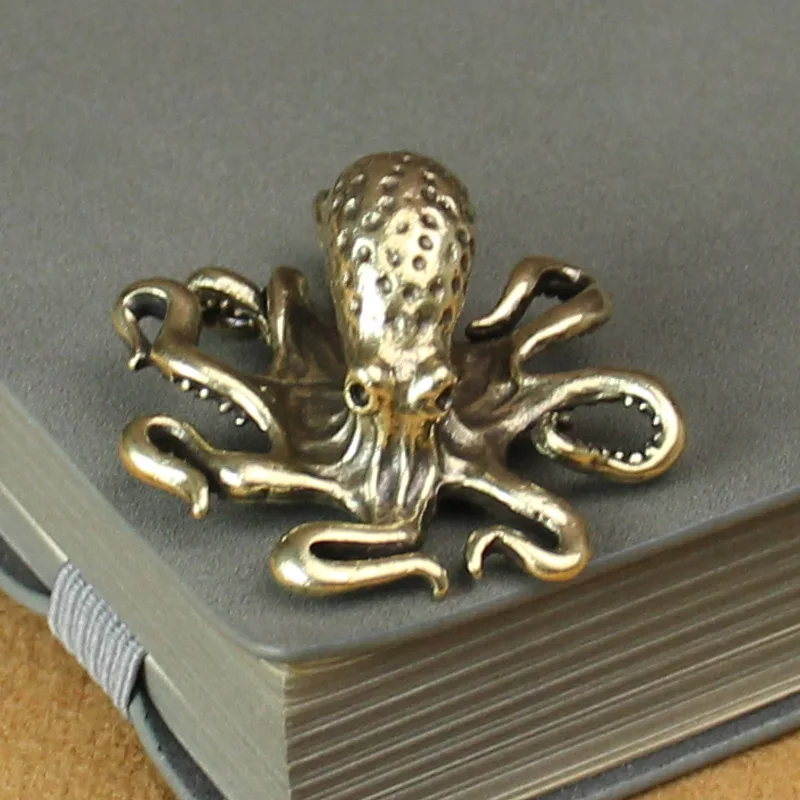 Brass Octopus Home Decor, Antique Bronze Animal Ornament, Small Keychain Decoration Accessory, Creative Coffee Table Pet Craft,