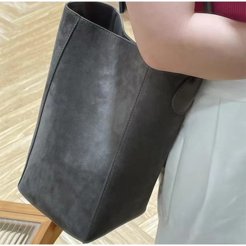 

Luxury Suede Women's Bucket Bag Leather Ladies Handbag Shoulder Bag Large Capacity Tote Handbag Designer Niche Design Bag Gift