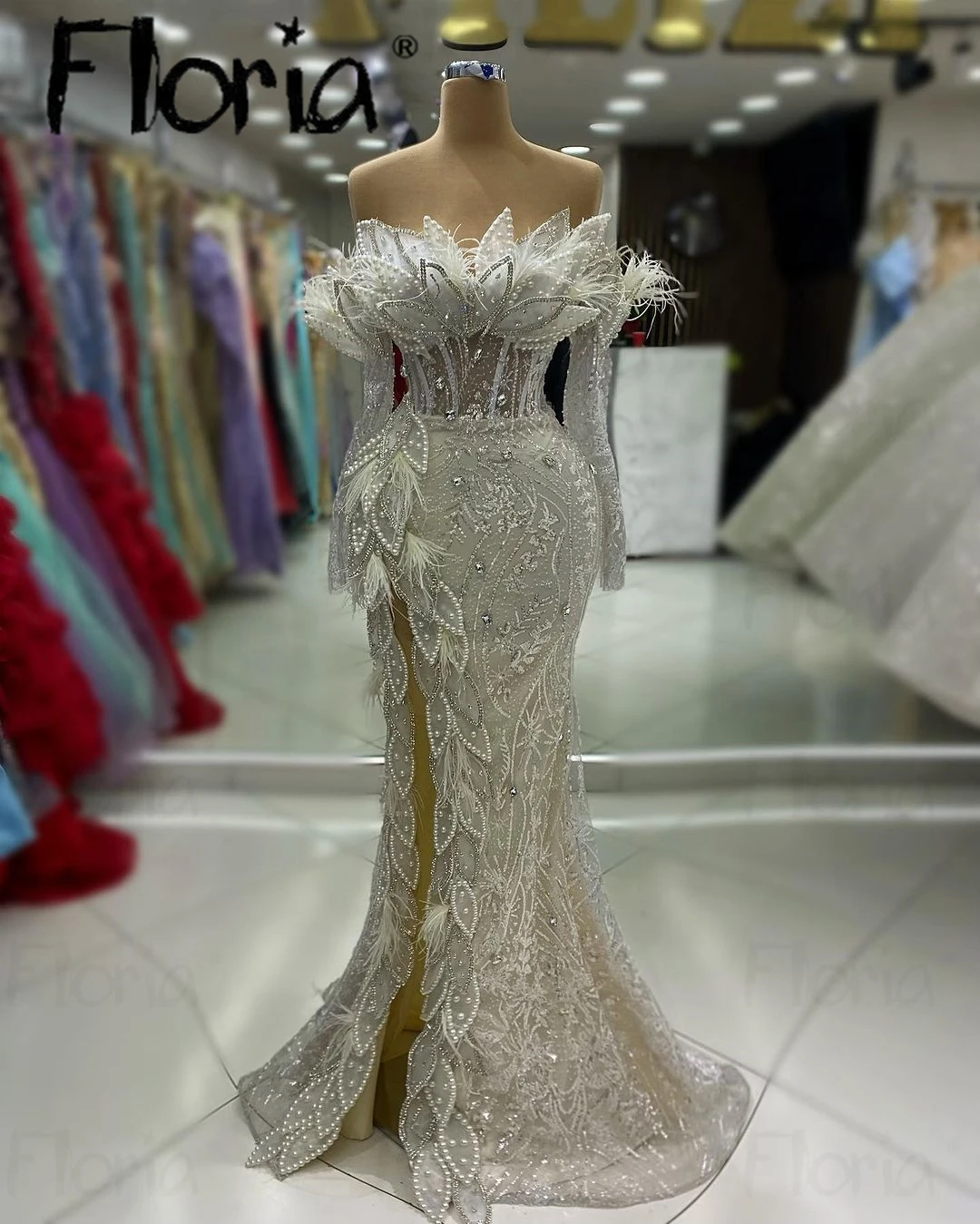 Off White Feather 3D Leaf Design Evening Dress Arabic Off Shoulder High Split Side Formal Wedding Event Gowns Luxury 2024 Robes