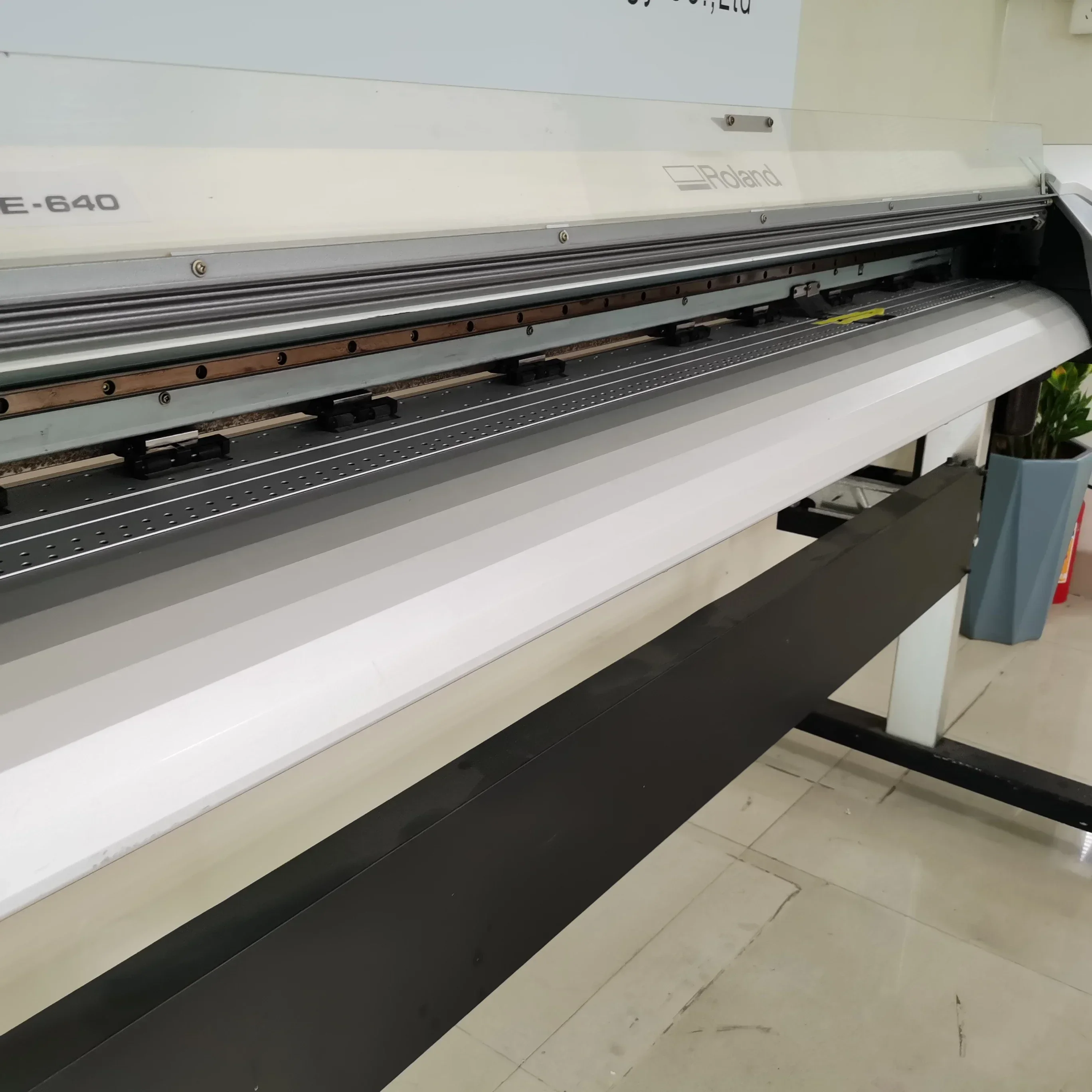 1.6M Second-hand Ecological Solvent Large Format Printer Printer Plotter RE640 RF640 XF640