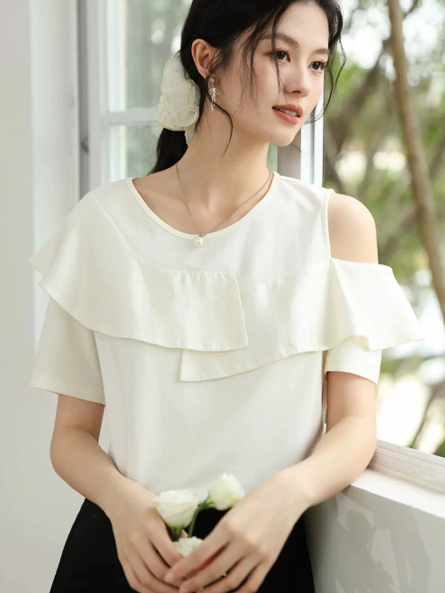 

Модная женская блузка с открытыми плечами, европейский люксовый бренд, кружевной дизайн, корейская версия для повседневной носки