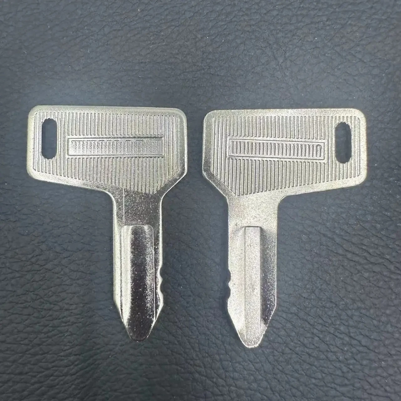 1/5/10PCS 301 for YM VIO15  VIO15-2 VIO17 new Excavator Ignition Key Engineering Vehicle Parts