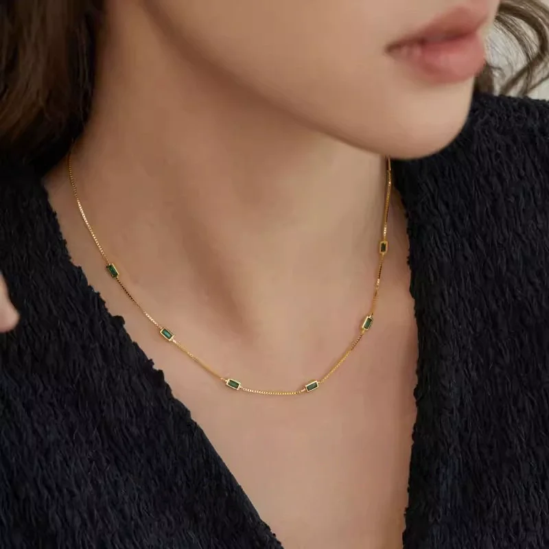 925 Sterling Silber Grenzübergreifende Mode Minimalistische Feine Kette Smaragd Zirkon Halskette für Frauen Luxuriöse Schmuckgeschenke – Detail 1