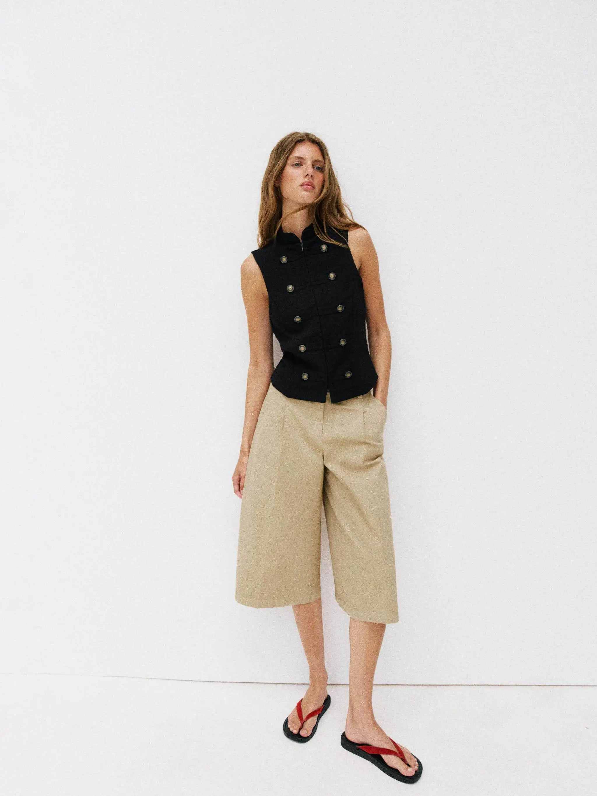 High Collar Sleeveless  Color Casual Button Vest Top New Summer Women's Fashion Straight Sleeve Long Regular Length