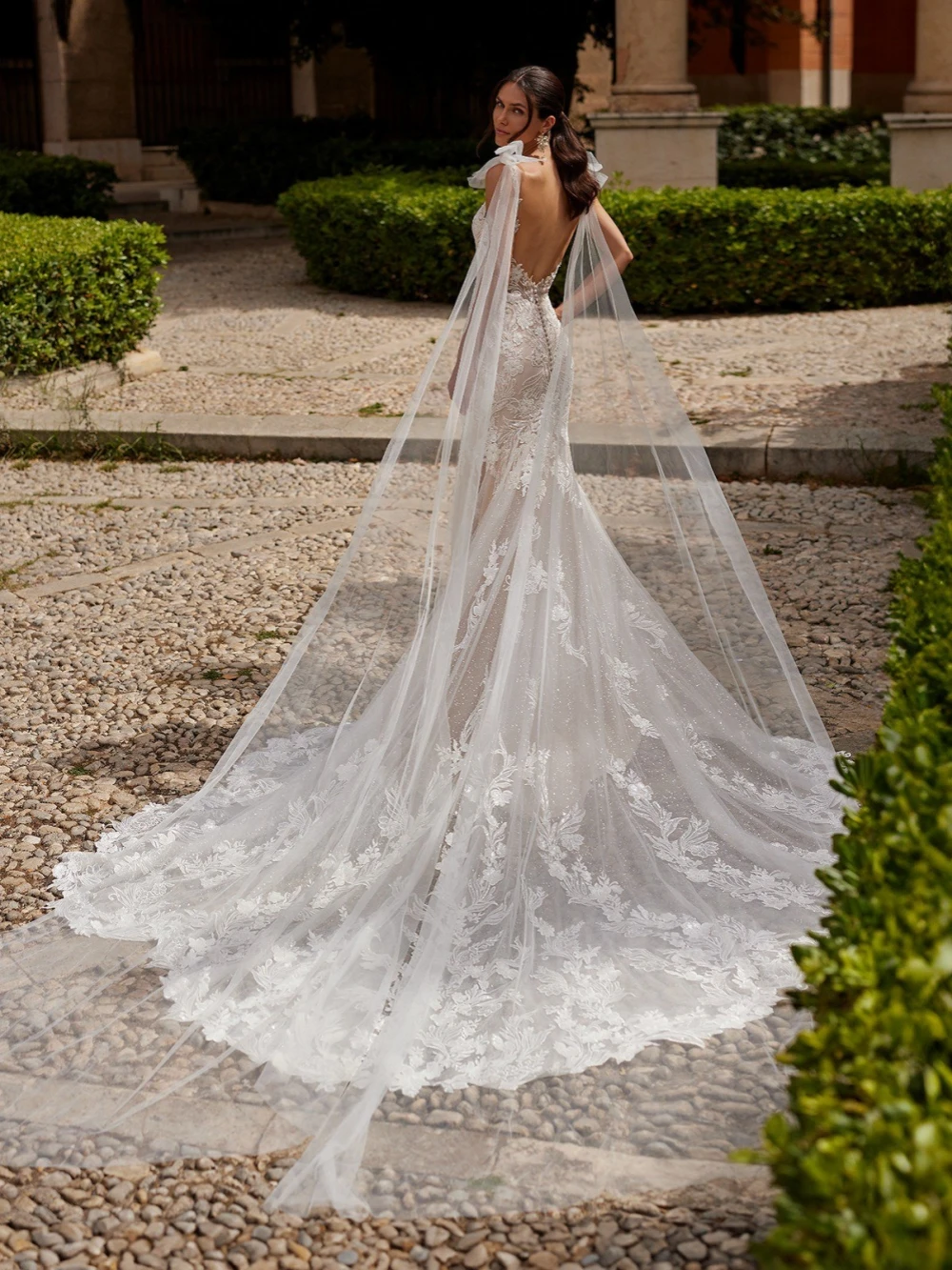 Vestido De novia con escote en V profundo y espalda descubierta, traje De novia clásico con apliques De encaje, vestido De novia largo De sirena brillante