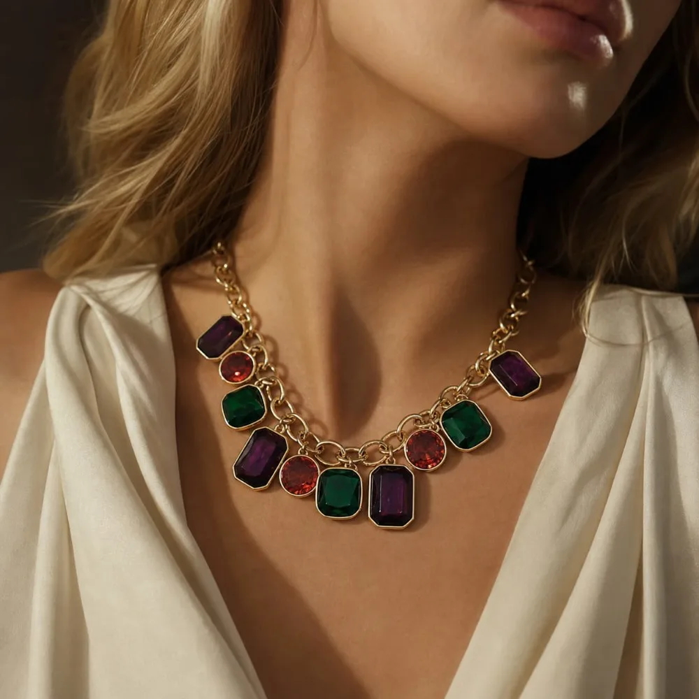 Popular Fashion Accessories Colorful Textured Glass Gem Clavicle Chain Short Necklace for Women 0326